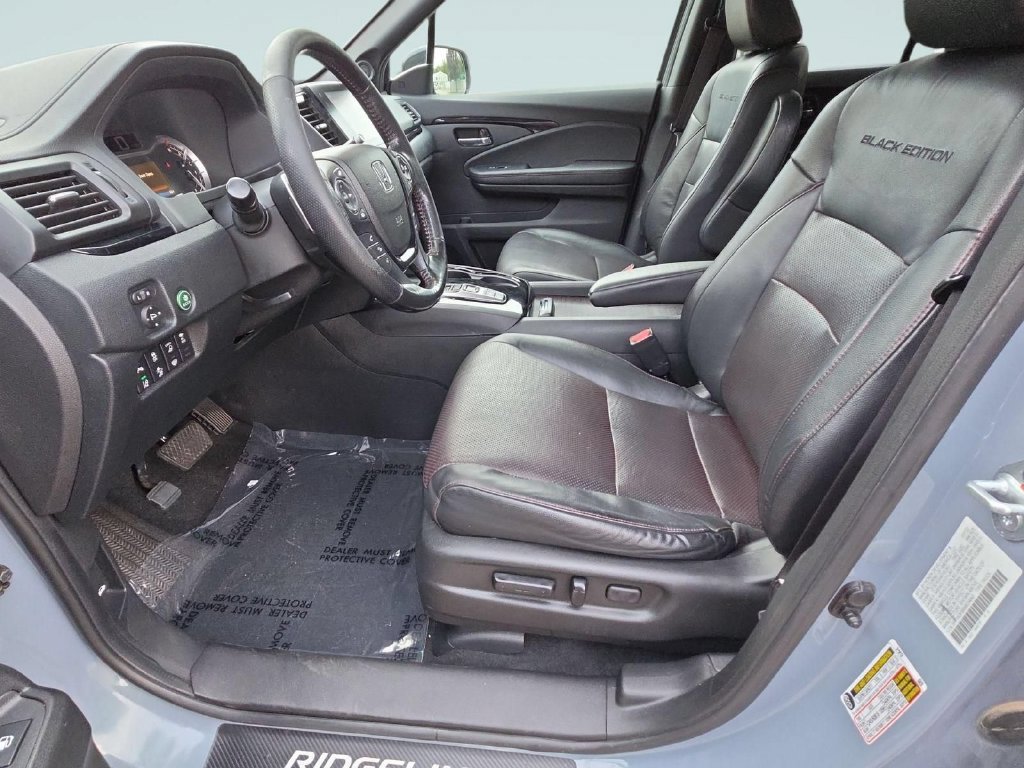 Used 2022 Honda Ridgeline Black Edition image 15