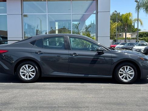 Certified 2025 Toyota Camry LE image 4