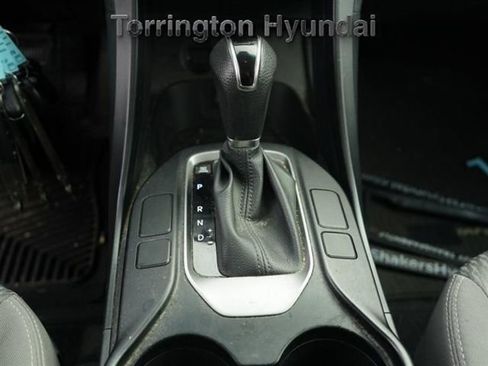 Used 2017 Hyundai Santa Fe SE image 20