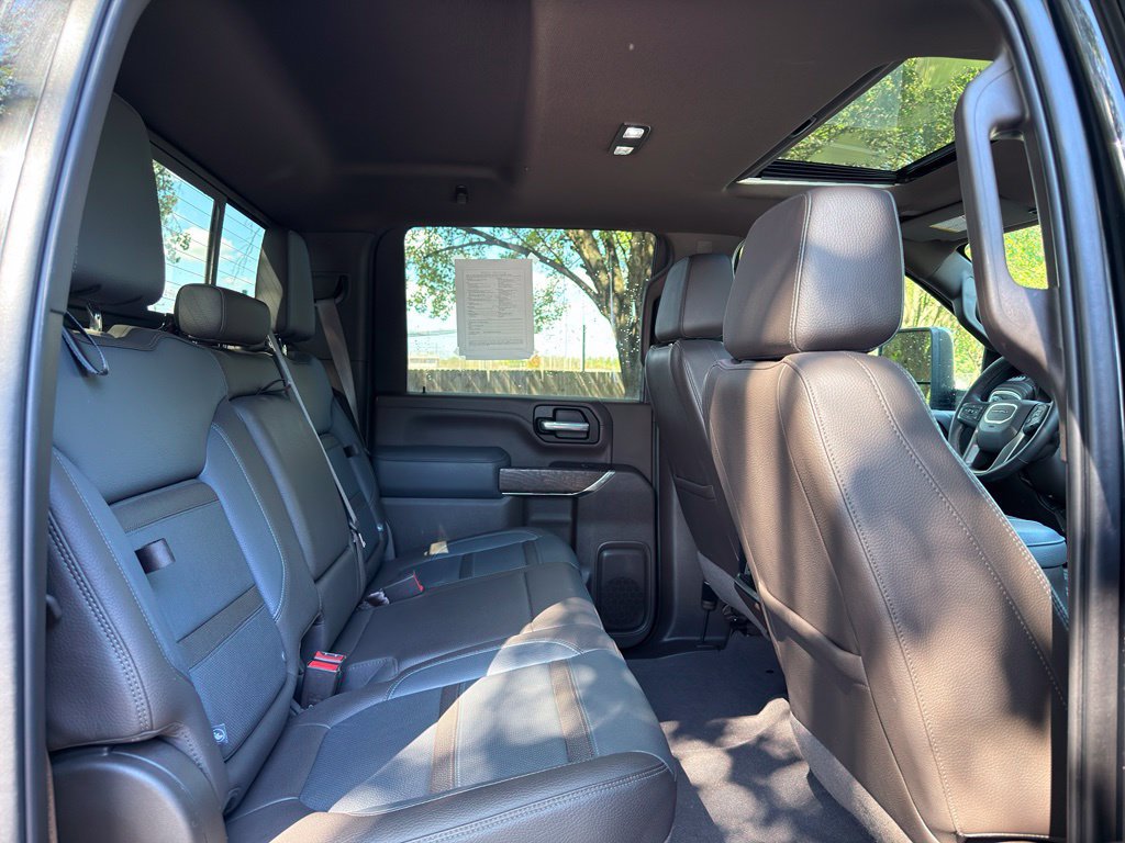 Used 2021 GMC Sierra 2500 Denali w/ Denali Ultimate Package AWD/4WD image 32