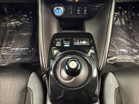 Used 2022 Nissan Leaf SL Plus FWD image 22