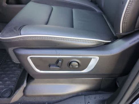 Used 2026 RAM 1500 Laramie w/ Night Edition AWD/4WD image 18