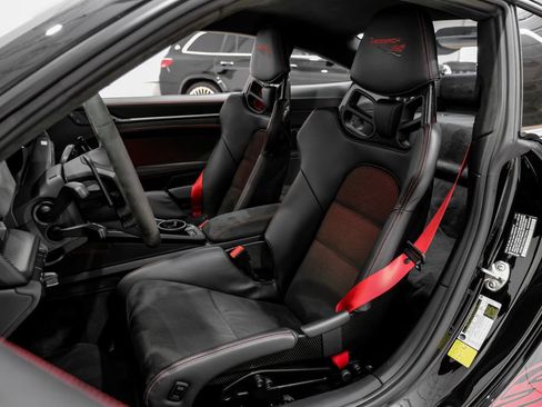 Used 2025 Porsche 911 GT3 RS w/ Weissach Package RWD image 33