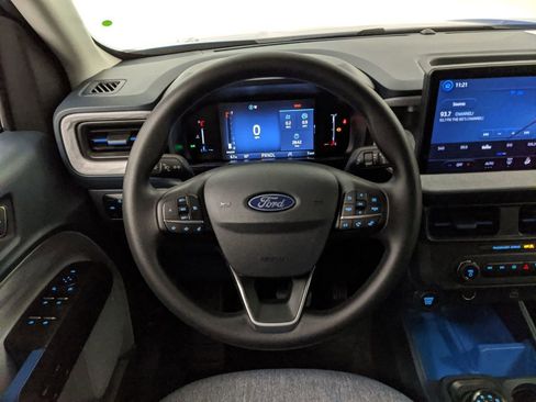 New 2026 Ford Maverick XLT image 16