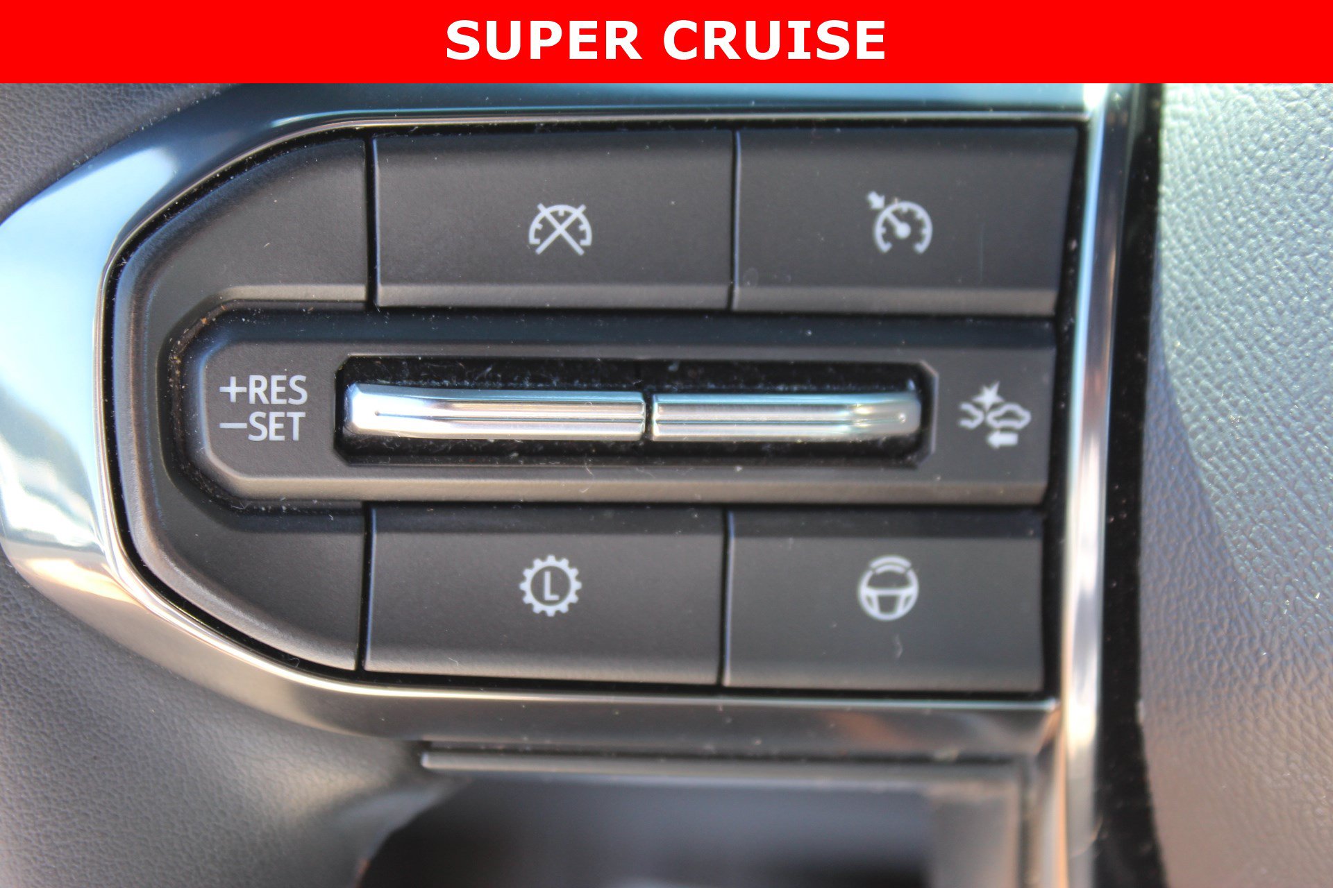 Used 2024 GMC Acadia AT4 w/ Super Cruise Package AWD/4WD image 16