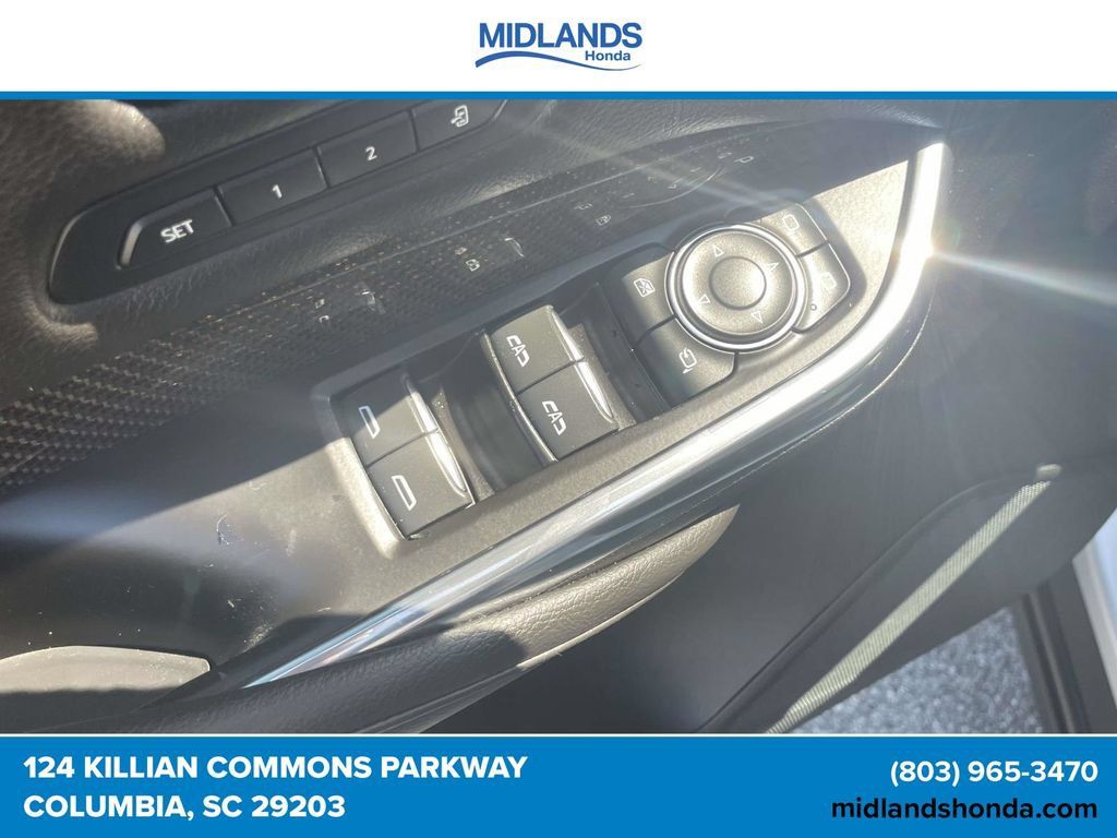 Used 2019 Cadillac XT4 Sport FWD image 16