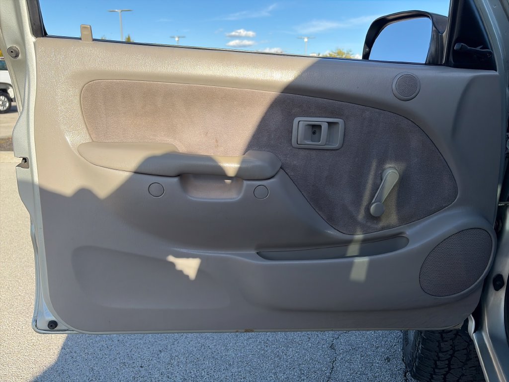 Used 2003 Toyota Tacoma 4x4 Xtracab w/ SR5 Pkg image 18