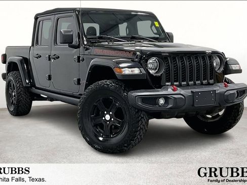 Used 2023 Jeep Gladiator Rubicon w/ Trailer Tow Package AWD/4WD image 1