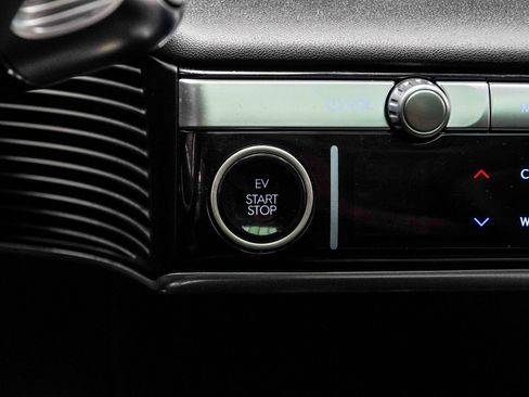 Used 2023 Hyundai Ioniq 5 Limited image 21