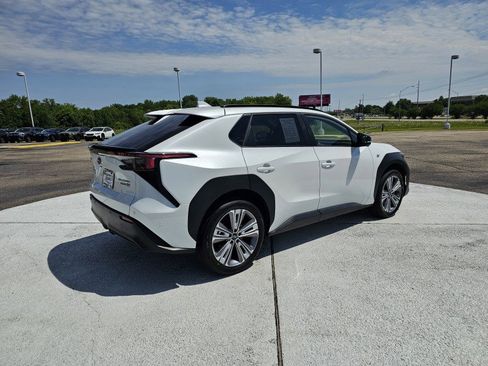 Used 2023 Subaru Solterra AWD image 4