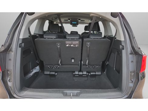 Used 2023 Honda Odyssey Touring image 14