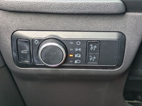 Used 2024 Ford Escape ST-Line w/ Tech Pack #1 FWD image 21