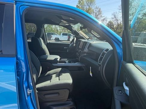 New 2026 RAM 1500 Express AWD/4WD image 25