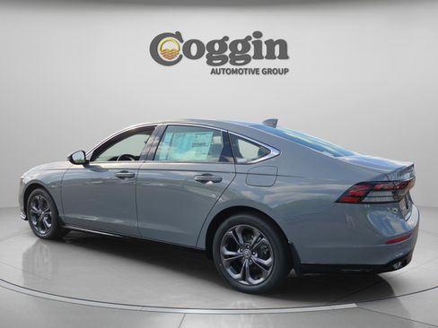 New 2026 Honda Accord EX-L image 3