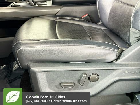 Used 2025 Ford F150 Lariat w/ Bed Utility Package AWD/4WD image 23