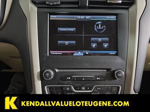 Used 2016 Ford Fusion SE w/ Equipment Group 202A FWD image 13