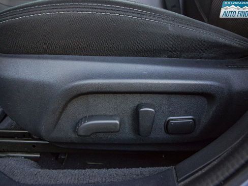 Used 2019 Subaru Outback 2.5i Premium image 12