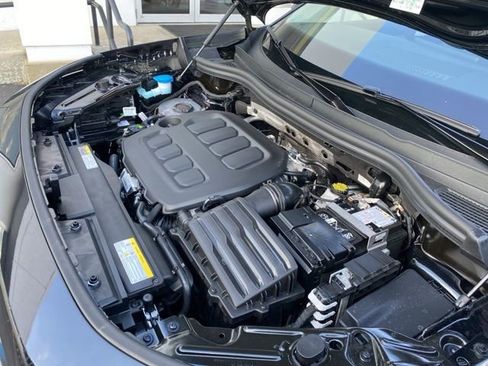New 2025 Volkswagen Tiguan SE AWD/4WD image 72