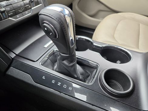 Used 2018 Ford Explorer XLT w/ Equipment Group 202A image 21