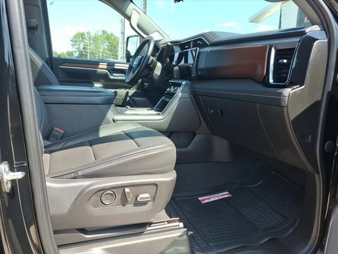 Used 2024 GMC Sierra 2500 Denali w/ Denali Reserve Package image 12