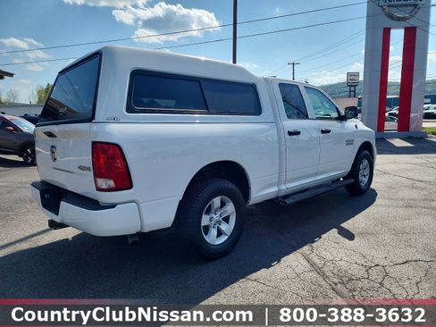 Used 2018 RAM 1500 Express AWD/4WD image 8