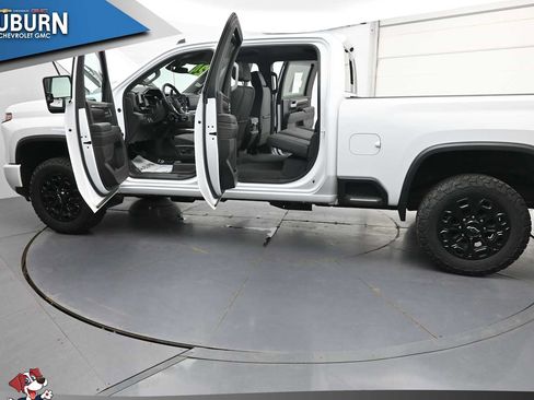 Used 2024 Chevrolet Silverado 2500 LT w/ Z71 Sport Edition AWD/4WD image 39