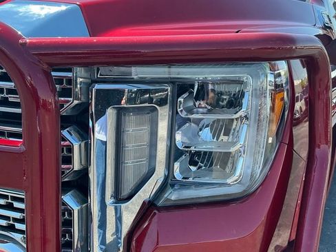Used 2022 GMC Sierra 3500 Denali w/ Denali Ultimate Package AWD/4WD image 12