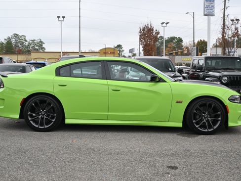 Used 2023 Dodge Charger Scat Pack w/ Plus Group image 17