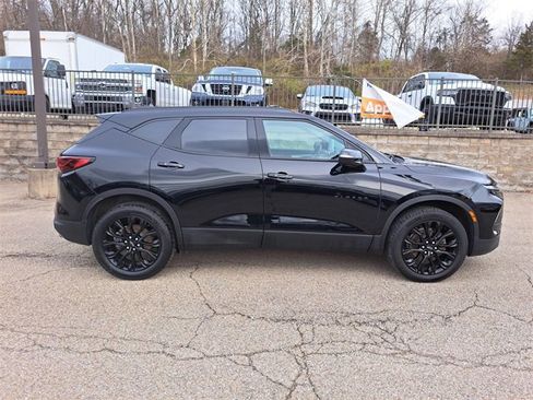 Used 2024 Chevrolet Blazer LT w/ LPO, Black Grille Bar Package image 6