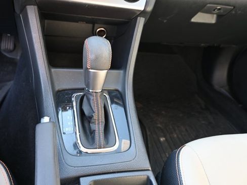 Used 2016 Subaru Crosstrek 2.0i Limited image 13