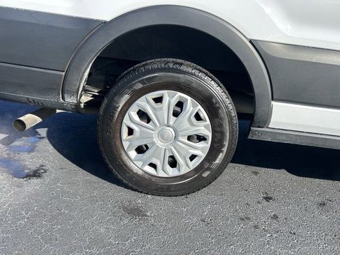 Used 2023 Ford Transit 350 XLT image 7