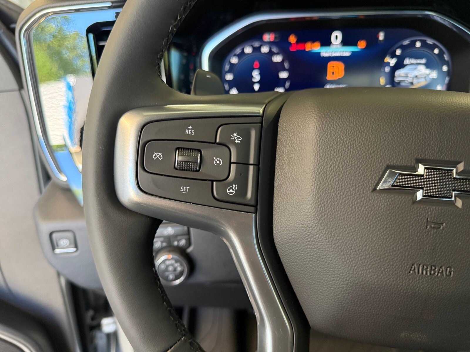 New 2026 Chevrolet Silverado 1500 RST w/ Convenience Package II AWD/4WD image 24