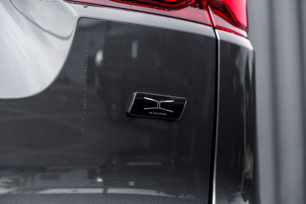 New 2026 Jaguar F-PACE R-Dynamic S AWD/4WD image 8