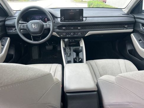 Used 2024 Honda Accord EX image 10