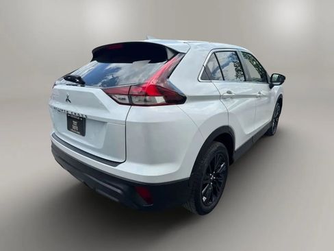 Used 2024 Mitsubishi Eclipse Cross LE AWD/4WD image 6