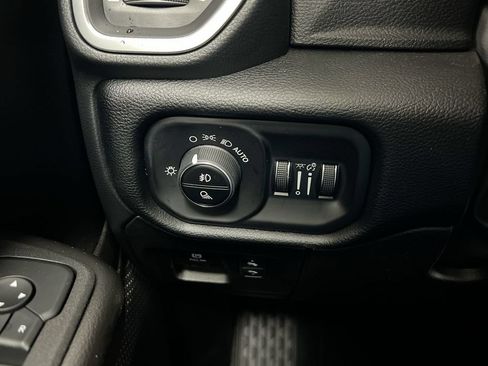 New 2026 RAM 1500 Big Horn AWD/4WD image 18