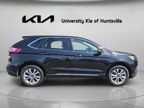 Used 2024 Ford Edge Titanium image 8