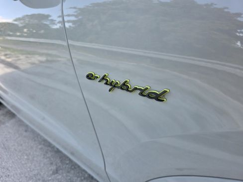 Used 2021 Porsche Cayenne Turbo S image 29