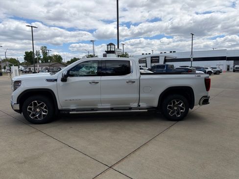 New 2026 GMC Sierra 1500 SLT w/ SLT Premium Plus Package AWD/4WD image 8