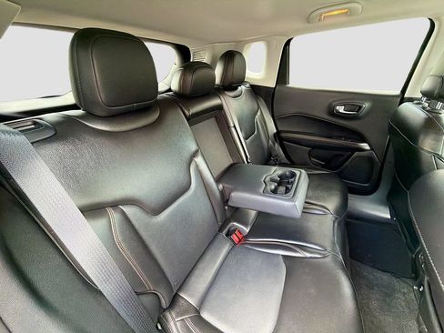Used 2018 Jeep Compass Limited AWD/4WD image 27