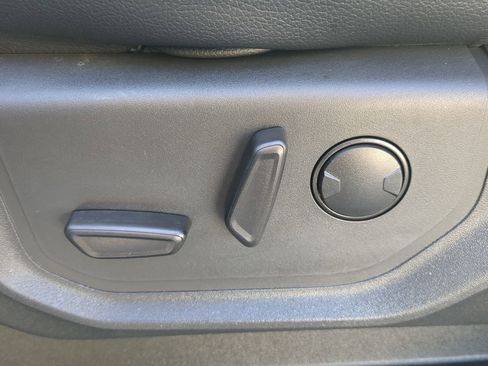 Certified 2022 Ford F450 Lariat w/ Lariat Ultimate Package image 29