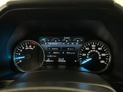 Used 2019 Ford F150 Platinum w/ Equipment Group 701A Luxury AWD/4WD image 17