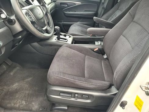 Used 2017 Honda Pilot EX image 15