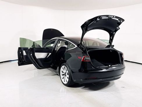 Used 2019 Tesla Model 3 Long Range image 29