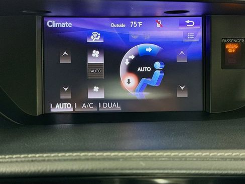 Used 2018 Lexus ES 350 w/ Ultra Luxury Package FWD image 16