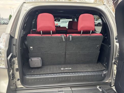 Used 2022 Lexus GX 460 Premium image 11