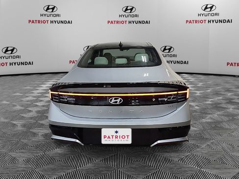 New 2026 Hyundai Sonata SEL FWD image 12