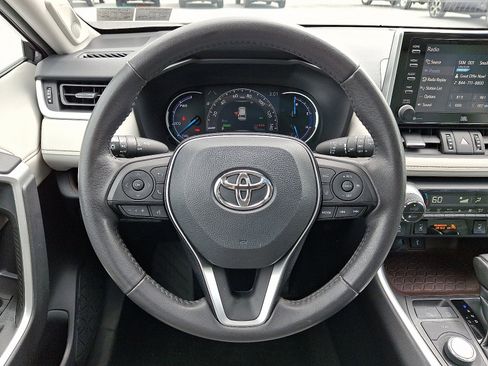 Certified 2020 Toyota RAV4 Limited w/ All Weather Liner Package AWD/4WD image 21