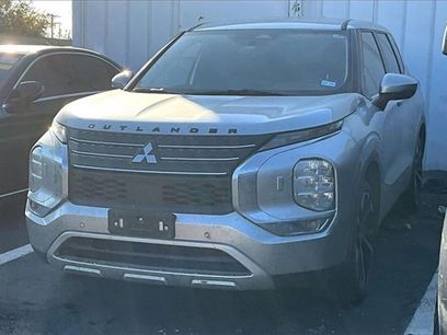 Used 2022 Mitsubishi Outlander SE