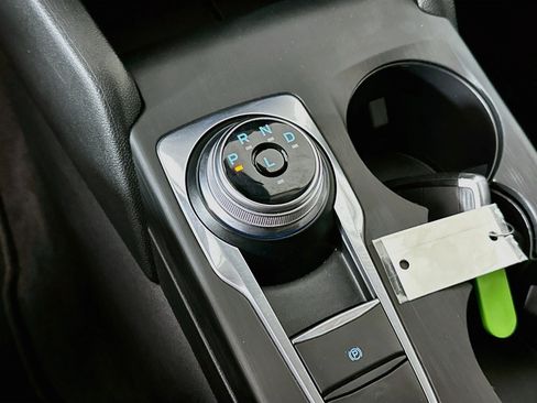 Used 2020 Ford Escape SE FWD image 24